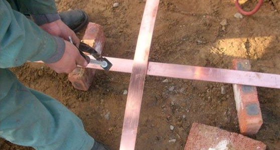 沈陽鋼結構廠房接地裝置怎么做?是什么形式?